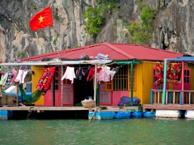 Halong-Bay.